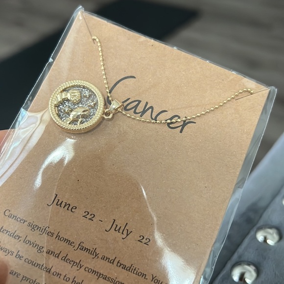 NWT Cancer Constellation Gold Chain Zodiac Sign Round Pendant Necklace - Picture 2 of 7